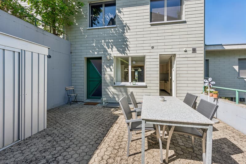 Terrassenhaus mit viel Wohnqualität gepflegt und ideal gelegen (4)
