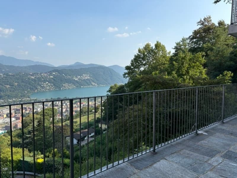 Elegante villa ticinese 5.5 locali con vista panoramica a Gaggio di Bioggio (3)