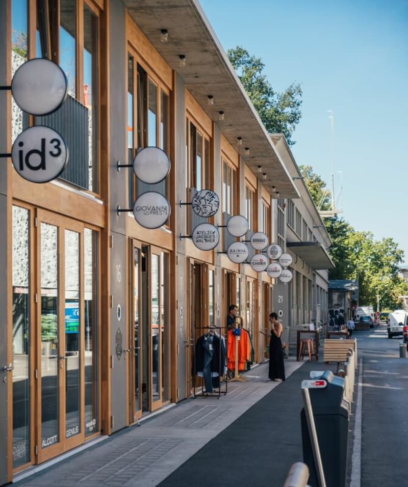 Commercial arcade of 75 m2 in the city center (6)