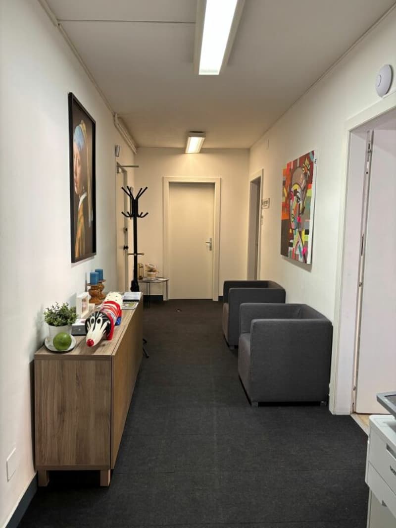Büro von 117 m2 zwei Schritte von dem Bahnhof Lausanne (5)