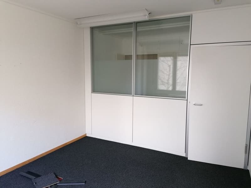 Uffici di 110m2 semiammobiliati, vicino alla stazione di Losanna (3)