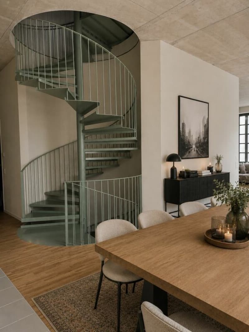 Einzigartige Loftwohnung mit Bogenfenster und Dachterrasse (5)