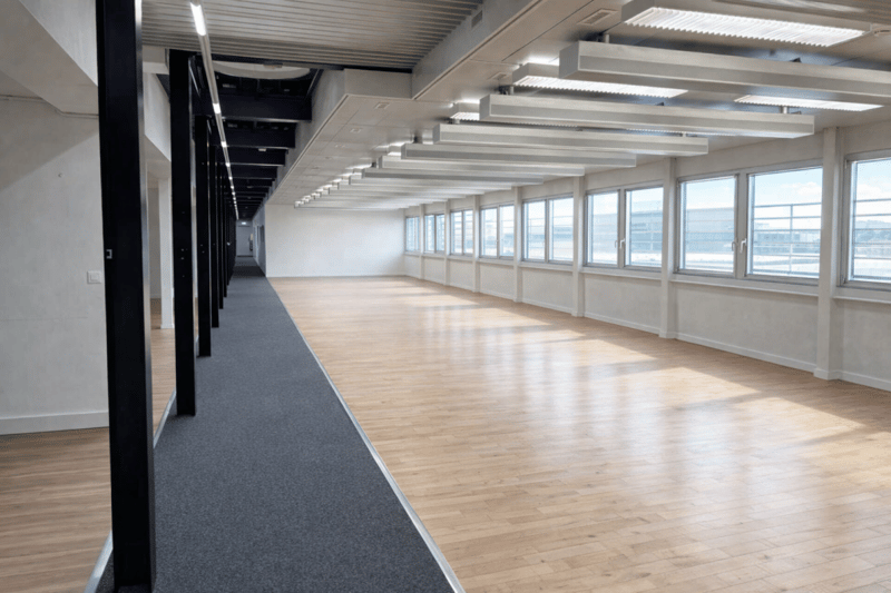 Spacieux Open Space, proche de la Gare de Lausanne (4)
