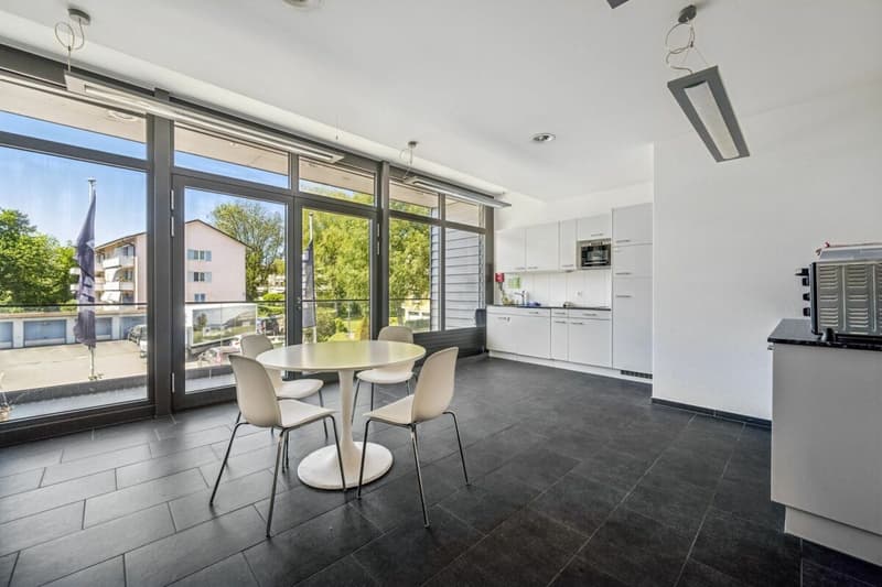 Zürichstrasse 72: Bürofläche mit 174 m² (10)