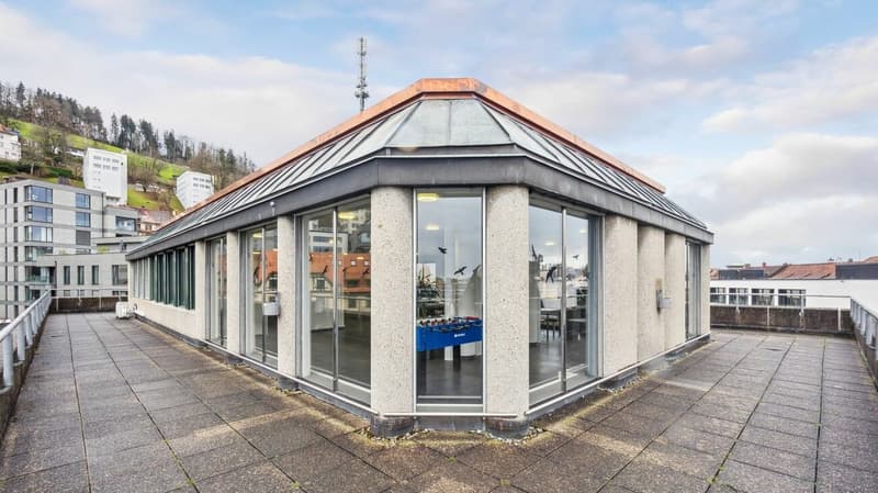 Arbeiten über den Dächern von St. Gallen: 231 m² Büro mit Terrasse (6)