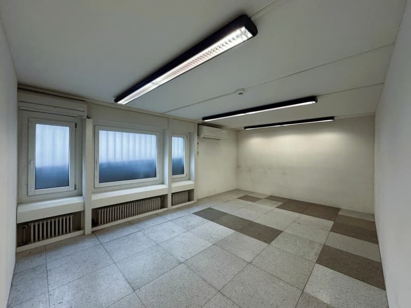 Helles Büro an zentraler Lage (2)
