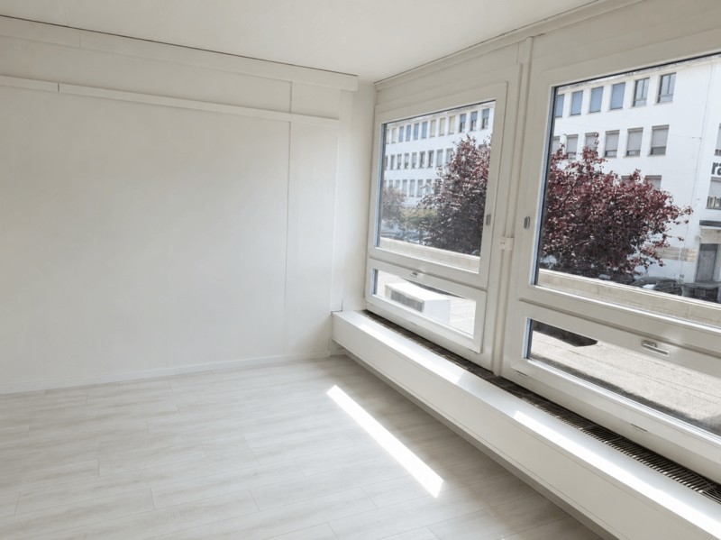 Ausgebautes Büro mit Sitzungszimmer und Technikraum beim Koch-Areal (5)