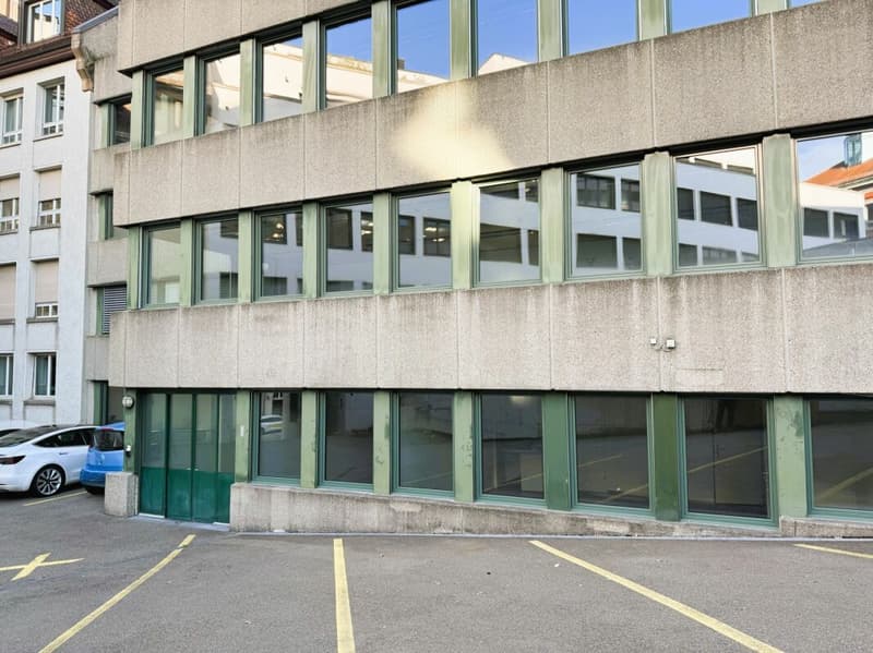 Praxisfläche im EG hinter Neumarkt (9)