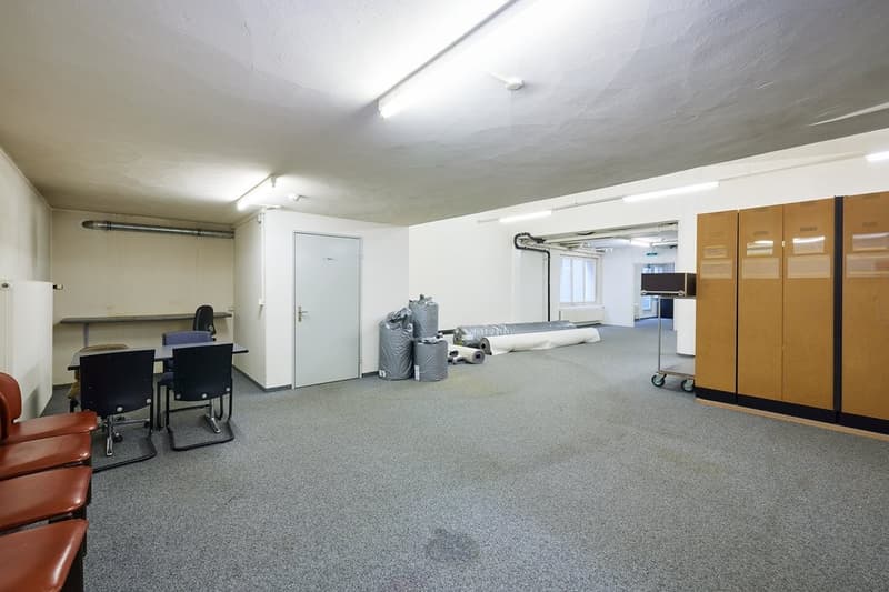 366 sqm versatile rental space (3)