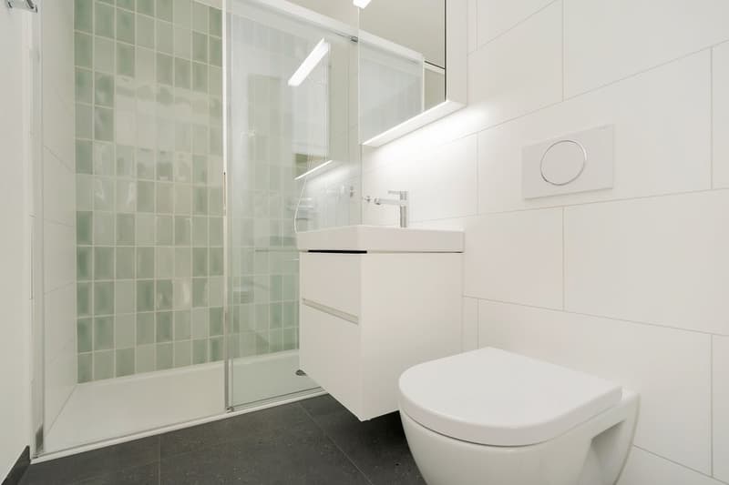 Badzimmer mit Dusche