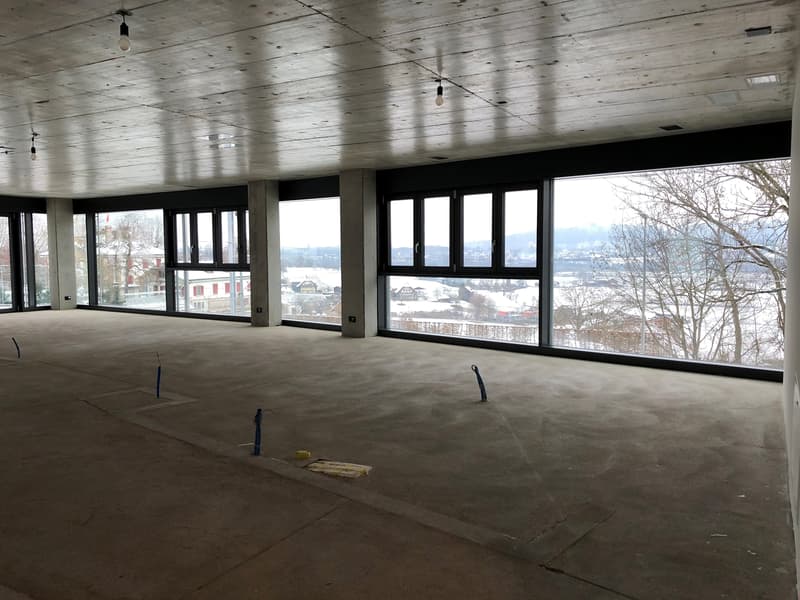 «Panorama-Büro im Neubau nahe ÖV» (1)