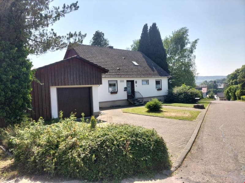 Haus an Schweizer Grenze zu Rafz / Bülach zu verkaufen (1)
