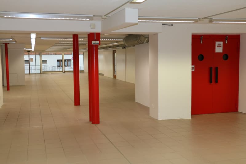5538 - Erdgeschoss Hauptgebäude mit Warenlift
