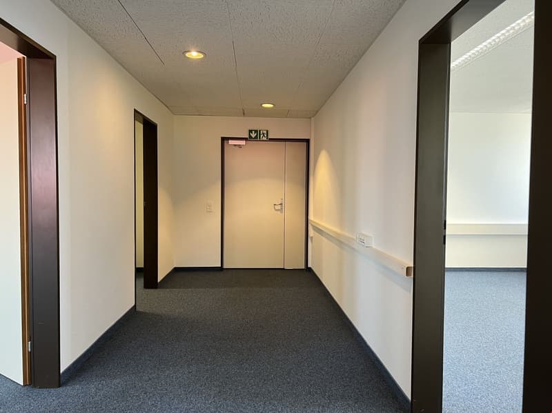 Espaces de bureau à emplacement idéal (12)