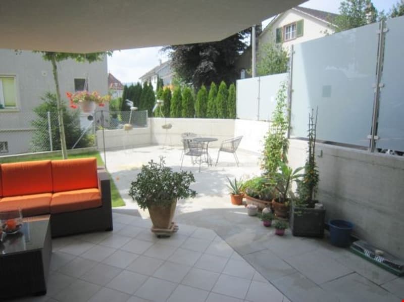 Schöne - Moderne 3.5 - Zimmer Maisonettewohnung mit Gartensitzplatz (2)