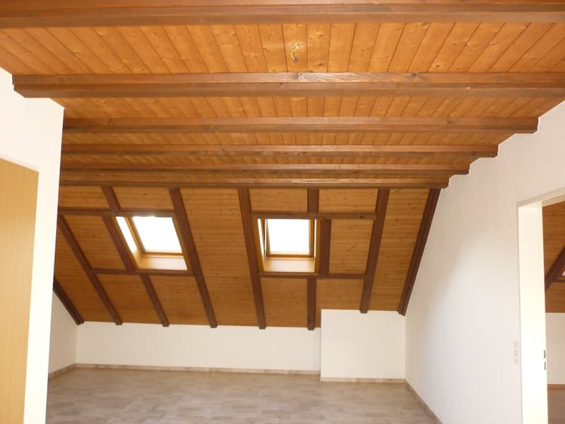 3.5 Zimmer-Dachwohnung in Aarwangen ( 2 Fam. - Haus ) (2)