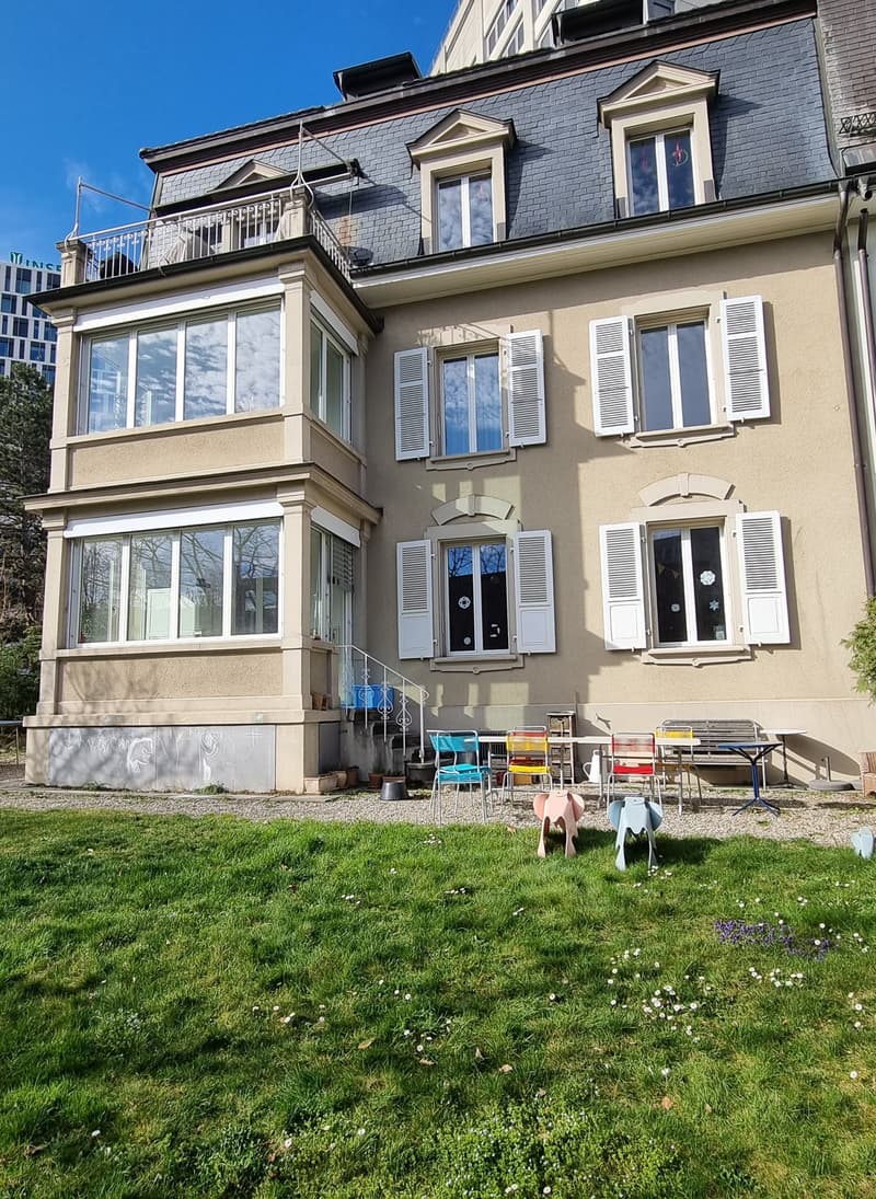 Stadt Bern: Sonnige, zentrale 1.5 Zimmer-Wohnung mit Garten (Nähe HB/Inselspital) (1)