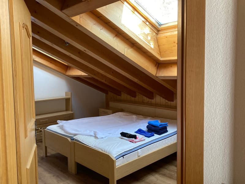 Ruhige, helle und sonnige 1.5 Zimmer Dachwohnung mit unverbautem Matterhornblick in Zermatt. (6)