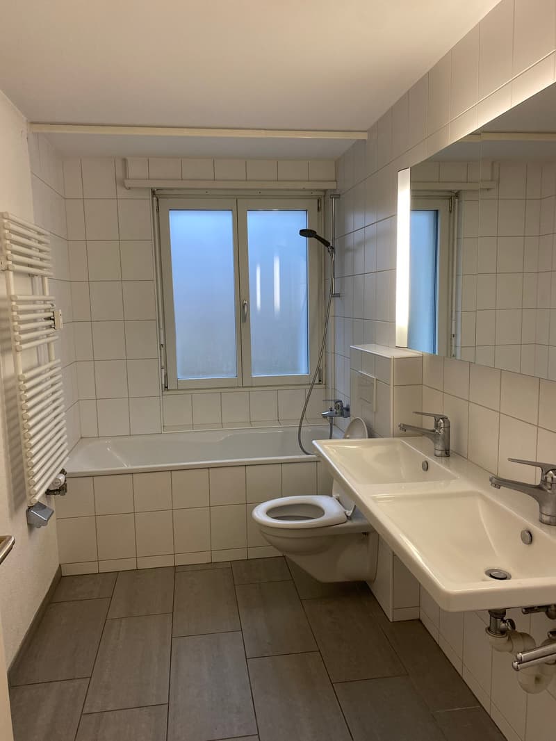 Helle und ruhige 2-Zimmerwohnung in Bottmingen zu vermieten (13)