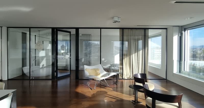 Wohnung mit Panorama-Aussicht im Löwenbräu, Kreis 5 (2)