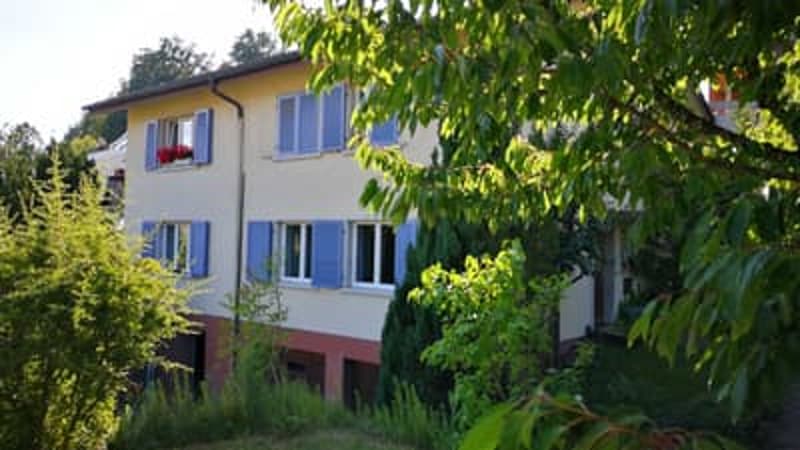 Schöne, helle 1 Zimmer Wohnung in Niederscherli, 5 Min. bis Bahnhof, Coop und Wald. (1)