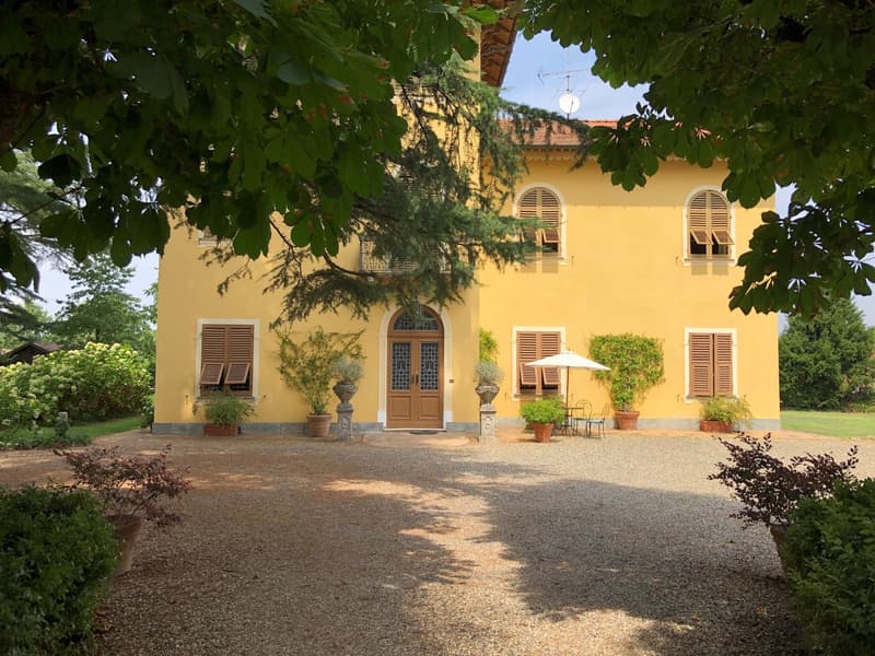 Villa tra Novi Ligure e Gavi (1)