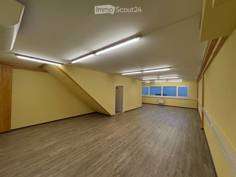 Spazio commerciale moderno - laboratorio/ufficio/tempi liberi (6)