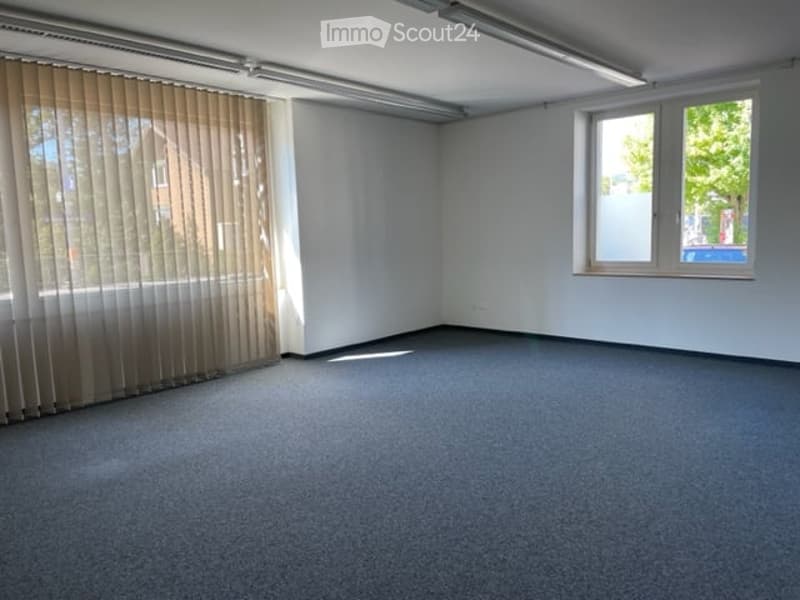 Grosszügiger Büro- / Therapie- oder Praxisraum in Schinznach Bad zu vermieten (6)