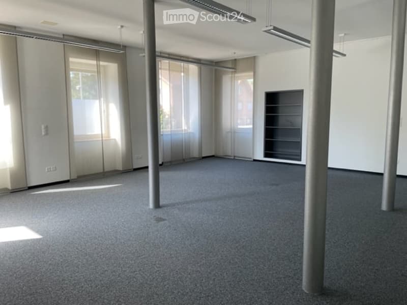 Grosszügiger Büro- / Therapie- oder Praxisraum in Schinznach Bad zu vermieten (4)