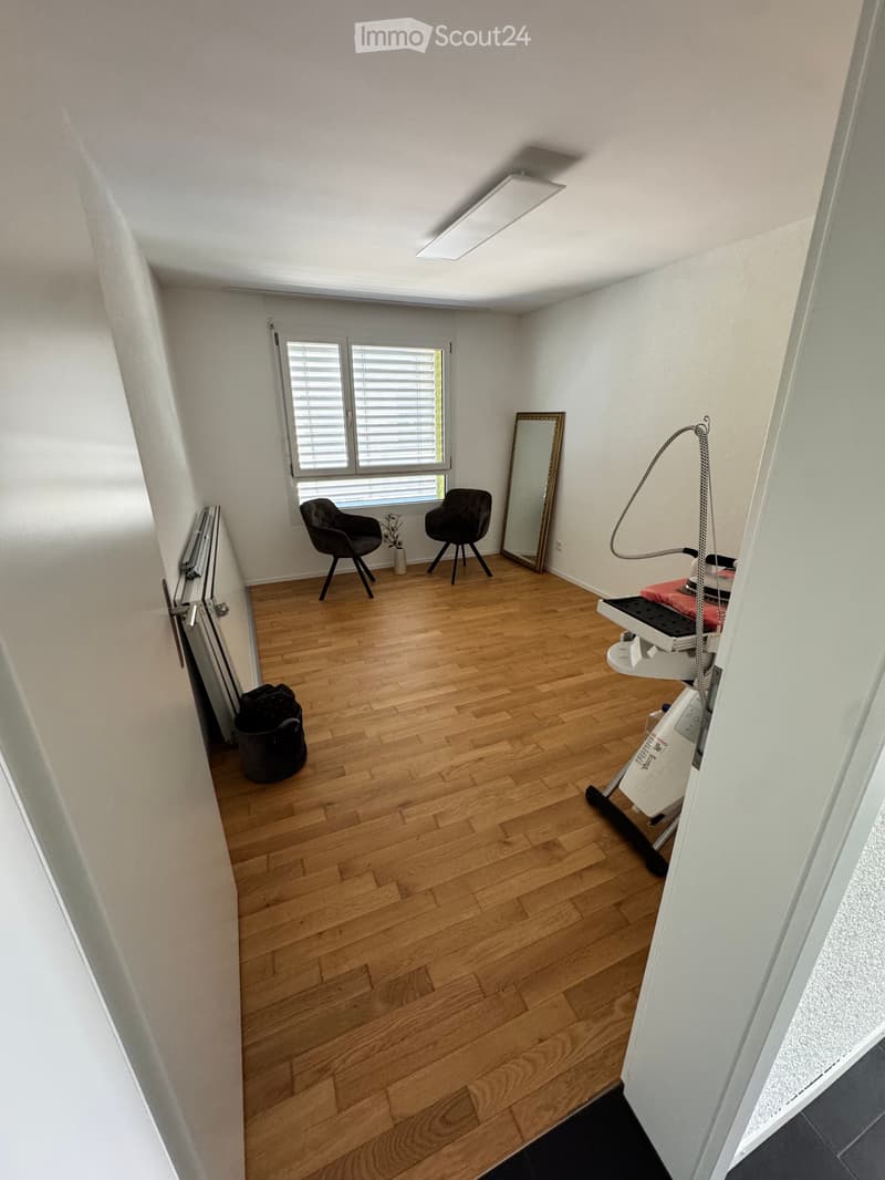 Magnificent 3.5-room apartment renovated in Pieterlen (5)