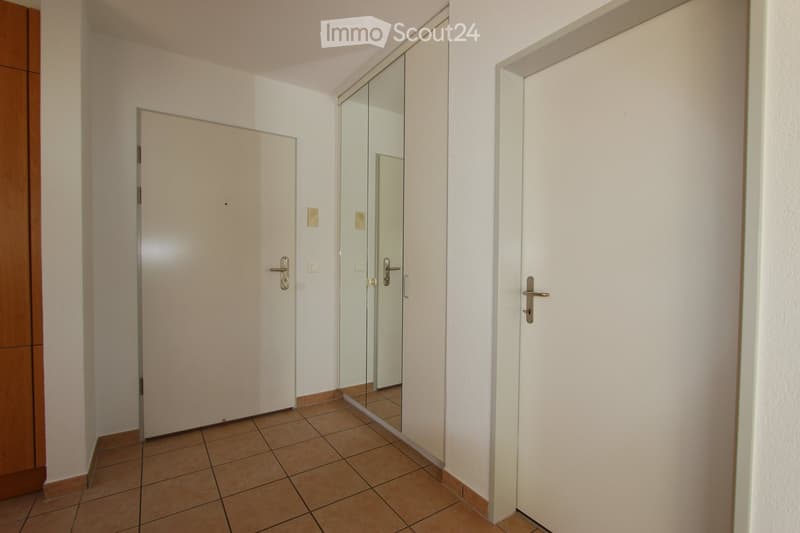 Modern 4.5-room apartment with balcony in Schüpfen (8)
