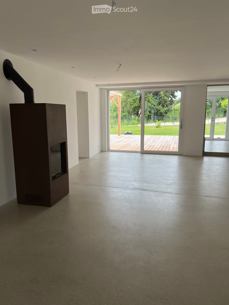 Renovated Farmhouse near La Côte International School (LCIS) – 300 m2 Family Home with Large Garden (4)