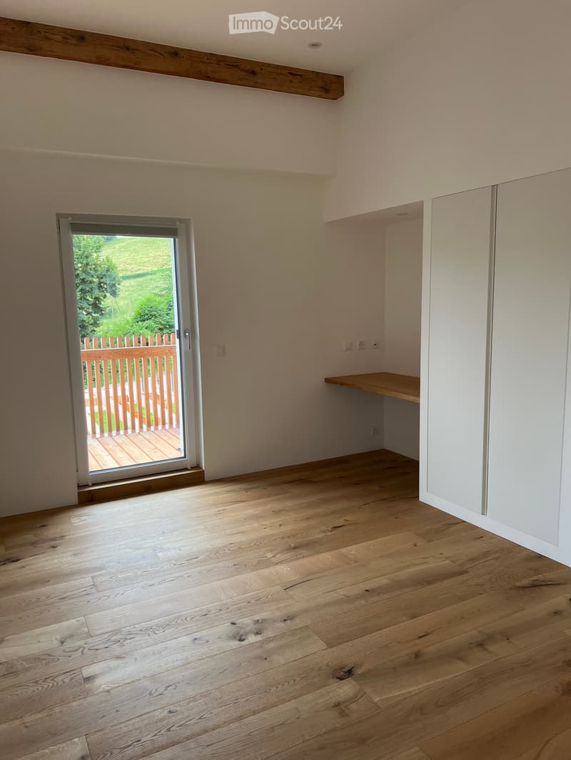 Renovated Farmhouse near La Côte International School (LCIS) – 300 m2 Family Home with Large Garden (10)