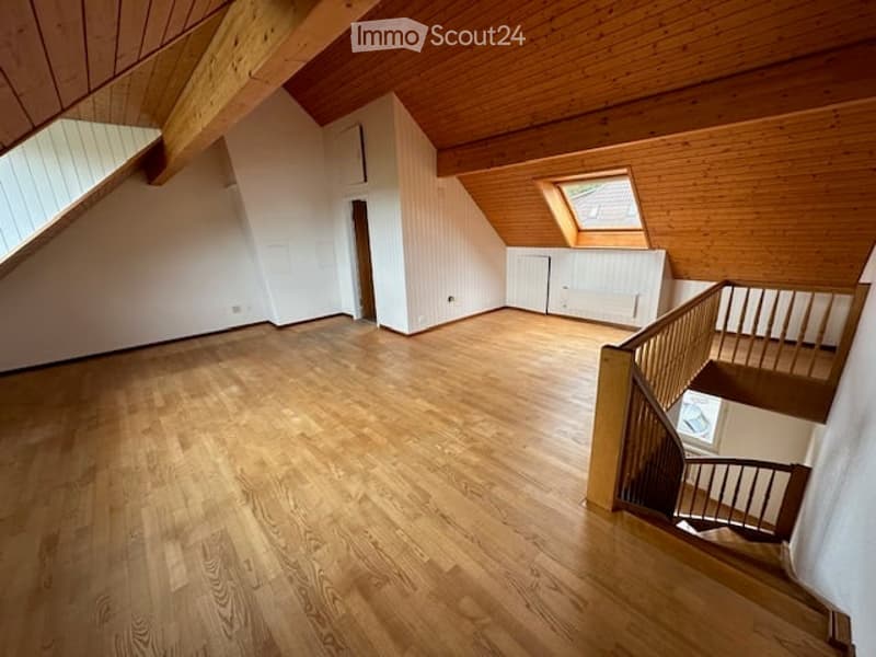 empty room, wooden floor, wooden ceiling, wooden staircase, windows