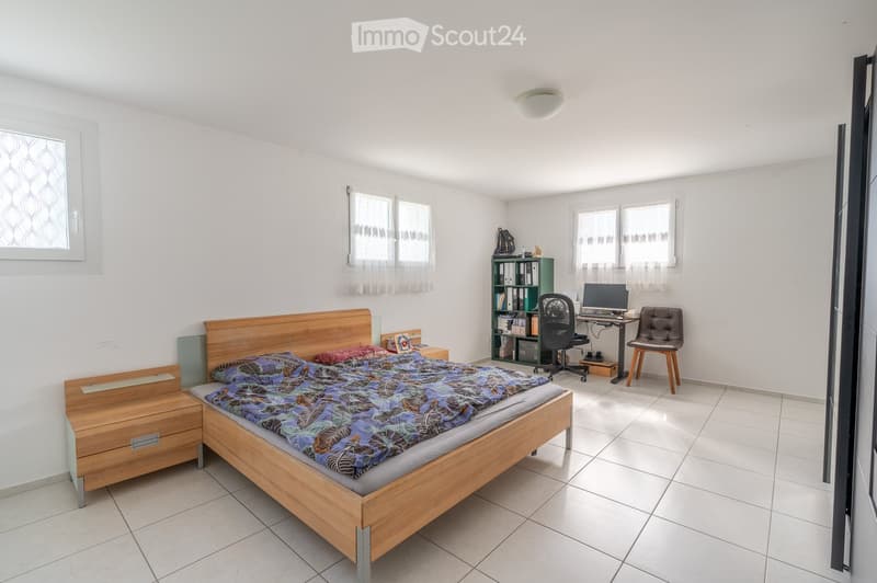 Maison jumelée de 5,5 pièces bien entretenue (15)