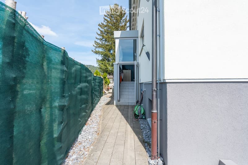 Maison jumelée de 5,5 pièces bien entretenue (18)
