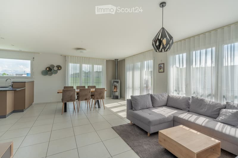 Maison jumelée de 5,5 pièces bien entretenue (4)