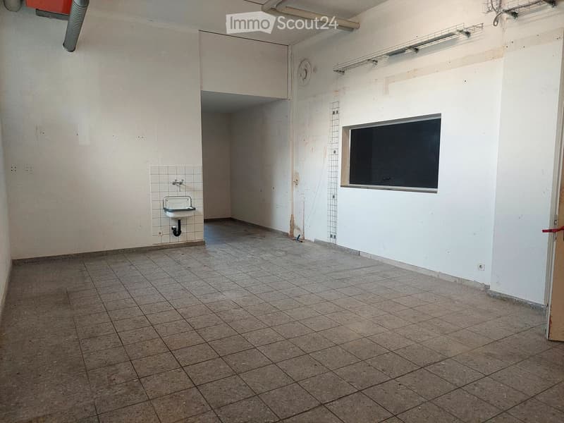 empty room, tiled floor, sink, window, door