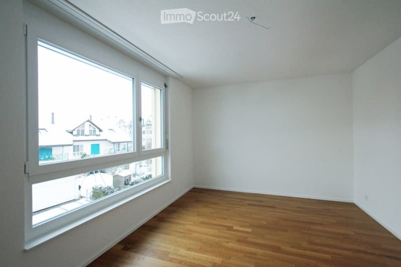 empty room, wooden floor, large windows, white walls