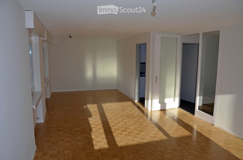 empty room, wooden floor, white walls, glass doors, windows