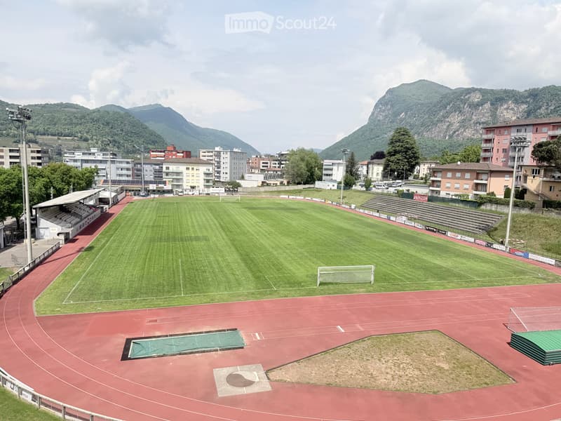 Helles 3.5-Zimmer-Wohnung mit Balkon in Mendrisio renoviert (7)
