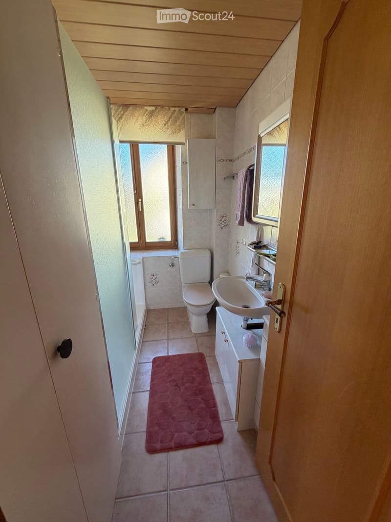 Einfamilienhaus mit 2 Wohnungen, 5 und 3 Zimmer in La Chaux-de-Fonds (7)