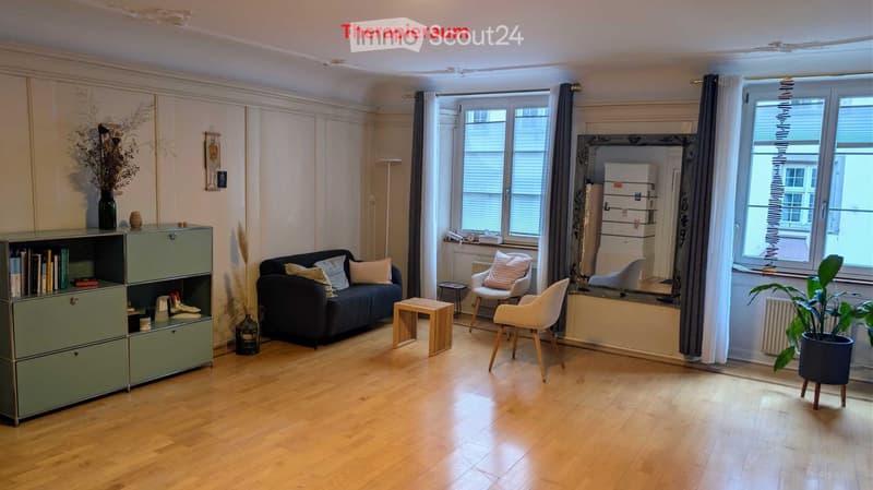 Bright therapy room in a central practice in Schaffhausen pedestrian zone (5)