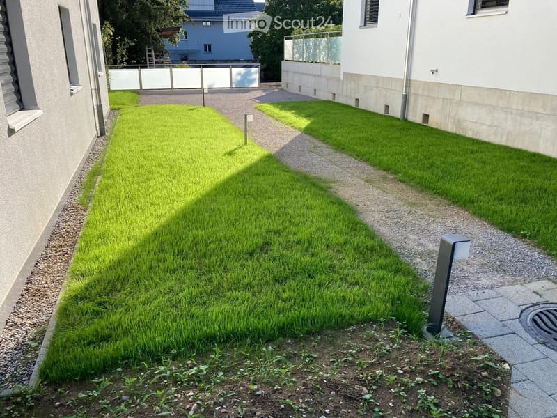 Moderne 4.5-Zimmer-Neubau-Wohnung mit Balkon und Garage in Niederbipp (10)