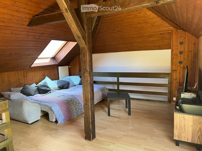 Magnifico duplex di 6 locali con fascino in un edificio storico a Le Locle (13)