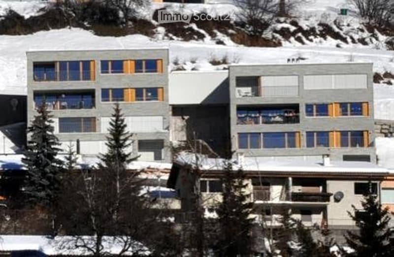 Exklusive 4.5-Zimmer-Maisonette-Wohnung mit Bergpanorama in Scuol (14)