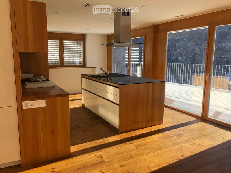 Exklusive 4.5-Zimmer-Maisonette-Wohnung mit Bergpanorama in Scuol (6)