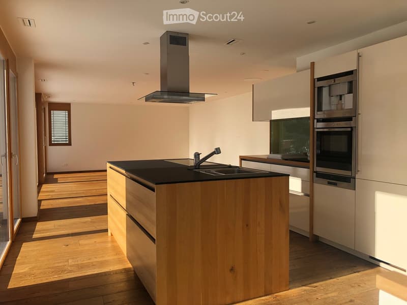 Exklusive 4.5-Zimmer-Maisonette-Wohnung mit Bergpanorama in Scuol (7)