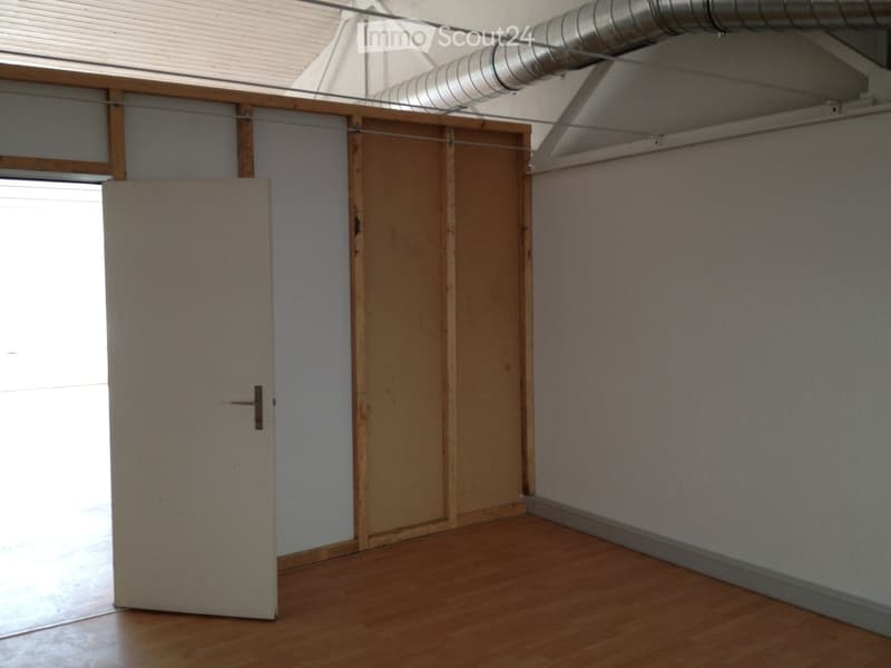 Bürofläche/Atelier/Studio in Beringen zu vermieten (4)