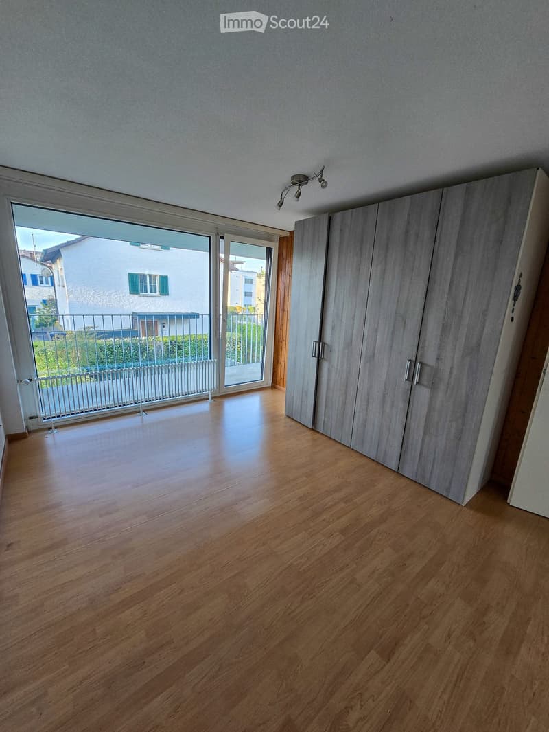 Charming 6.5-room row house with garage in Langenthal (6)